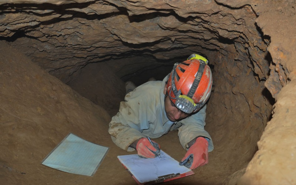 cave-sketcher-2