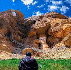 ancient cave0